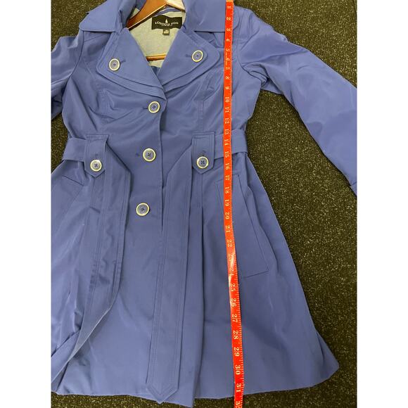 London Fog Woman’s Raincoat NWOT blue size XS belted button up removable hood - Picture 9 of 9
